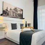 Aulino House