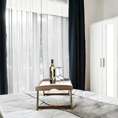 Aulino House ゲストハウス