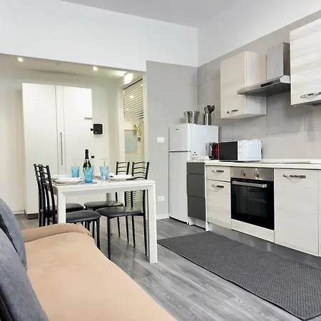 بيت ضيافة Aulino House 4*