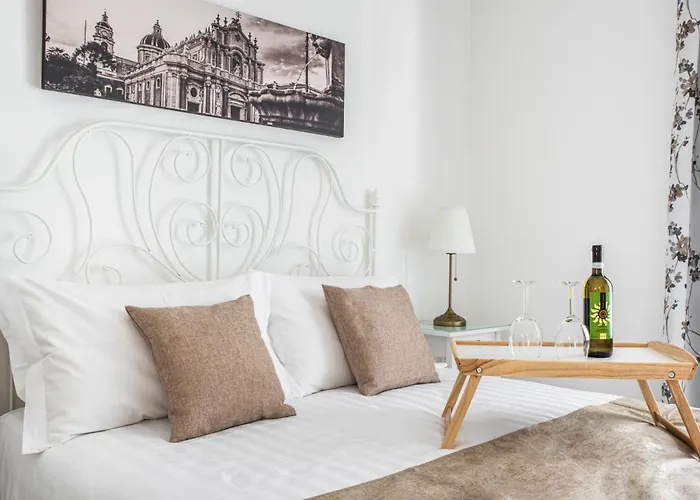 Aulino House 4*