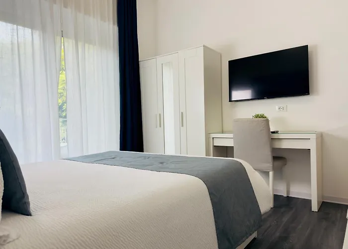 Aulino House Guest house 4*